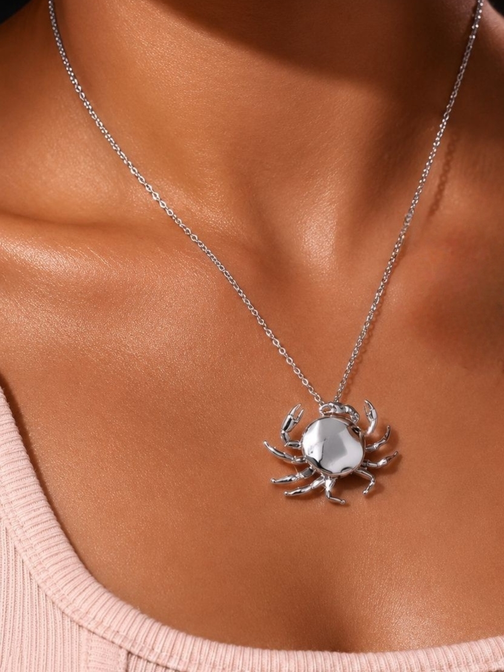 Silver Crab Pendant Necklace